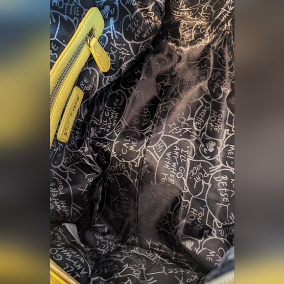 Betsey Johnson Yellow Bowler Bag/Purse - Picture 4 of 6